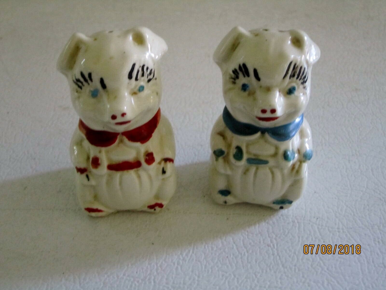 American Bisque Pottery Pig Shaker Set